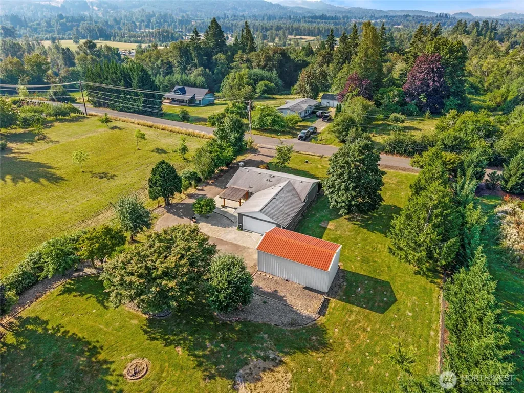 202 Waters Road Castle Rock WA 98611