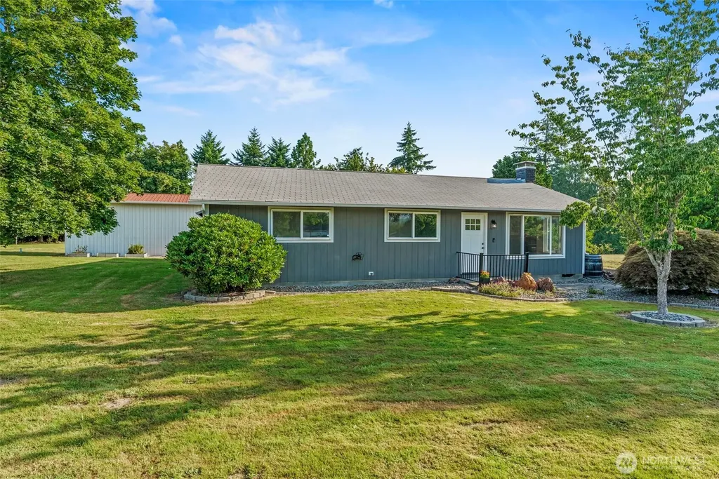 202 Waters Road Castle Rock WA 98611
