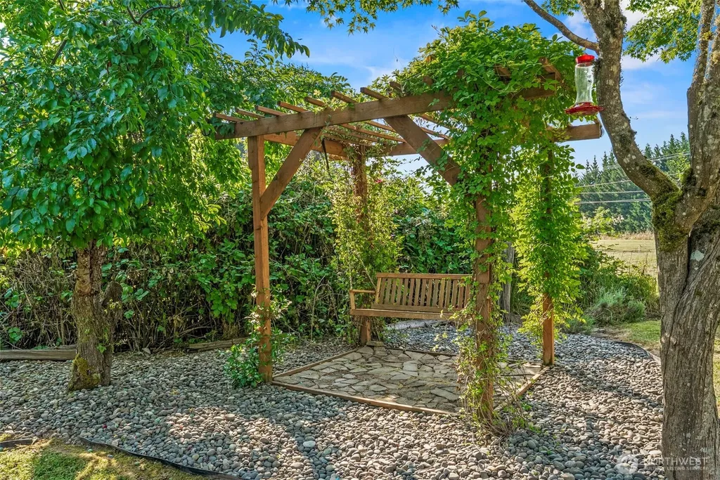 202 Waters Road Castle Rock WA 98611