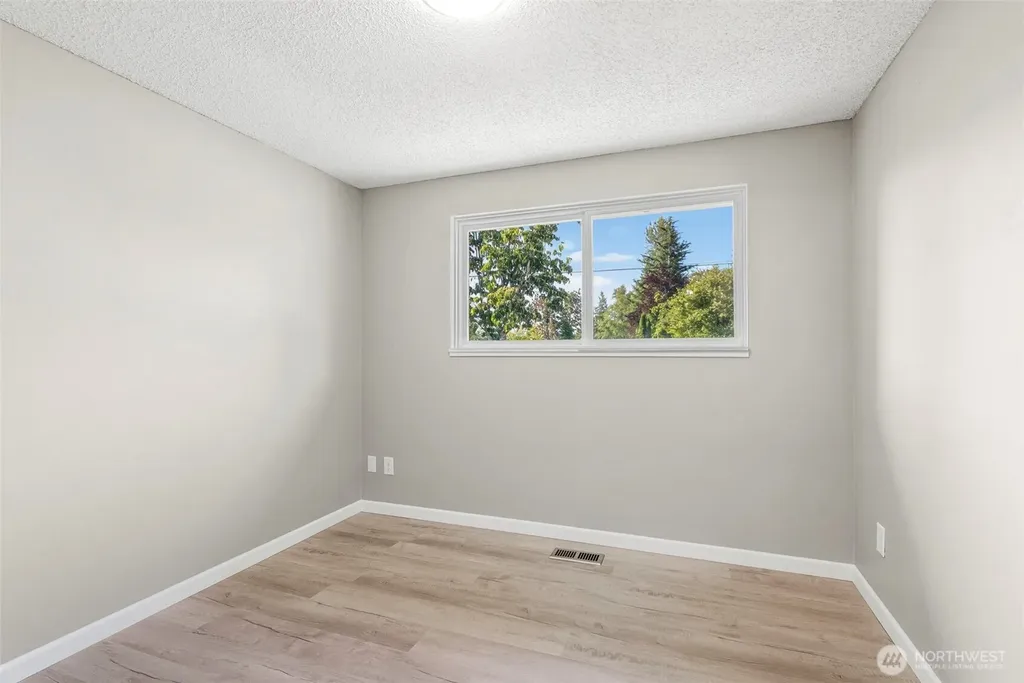 202 Waters Road Castle Rock WA 98611