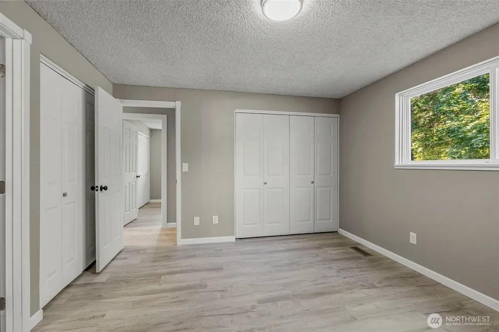 202 Waters Road Castle Rock WA 98611