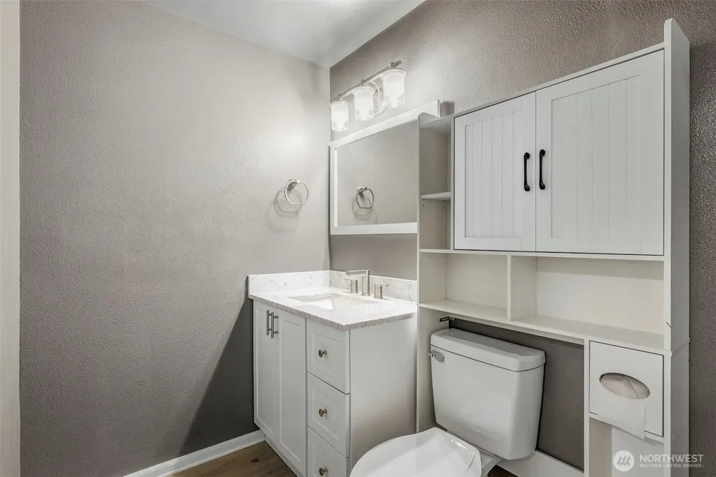 202 Waters Road Castle Rock WA 98611