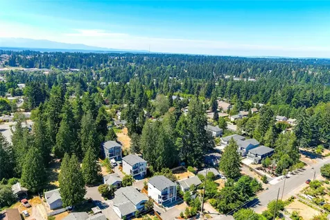 17051 8th Avenue NE Shoreline WA 98155