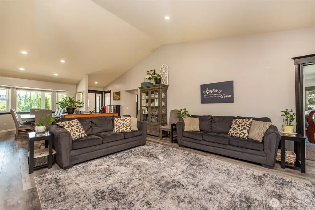 130 Pheasant Run Drive Sequim WA 98382