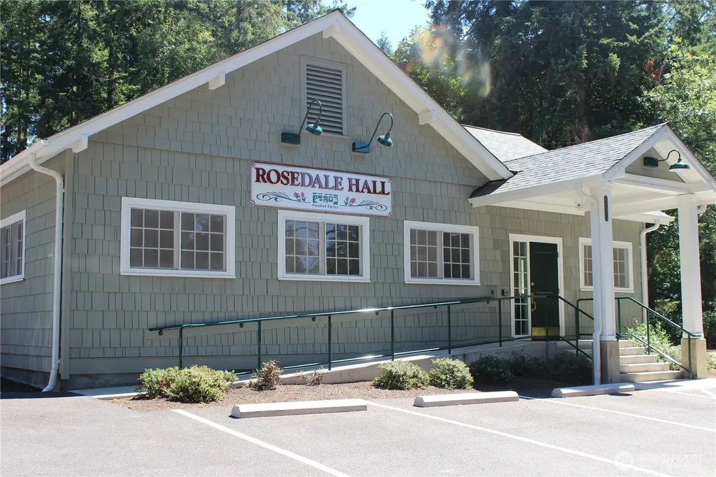 7930 Ray Nash Drive NW Gig Harbor WA 98335