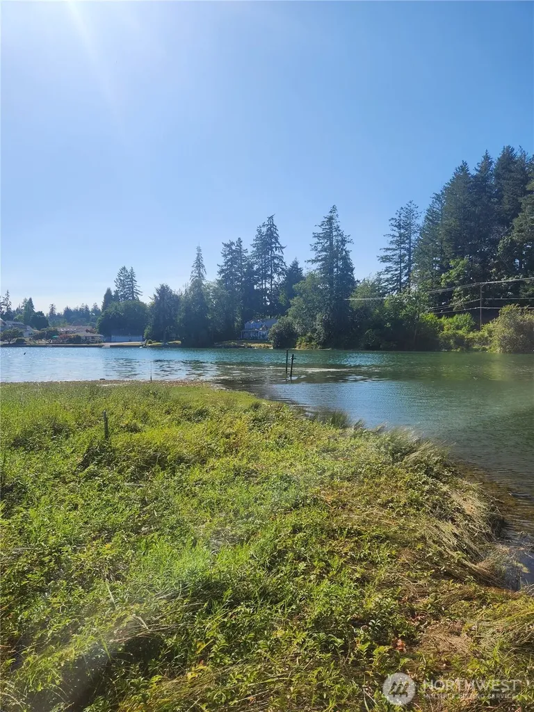 7930 Ray Nash Drive NW Gig Harbor WA 98335
