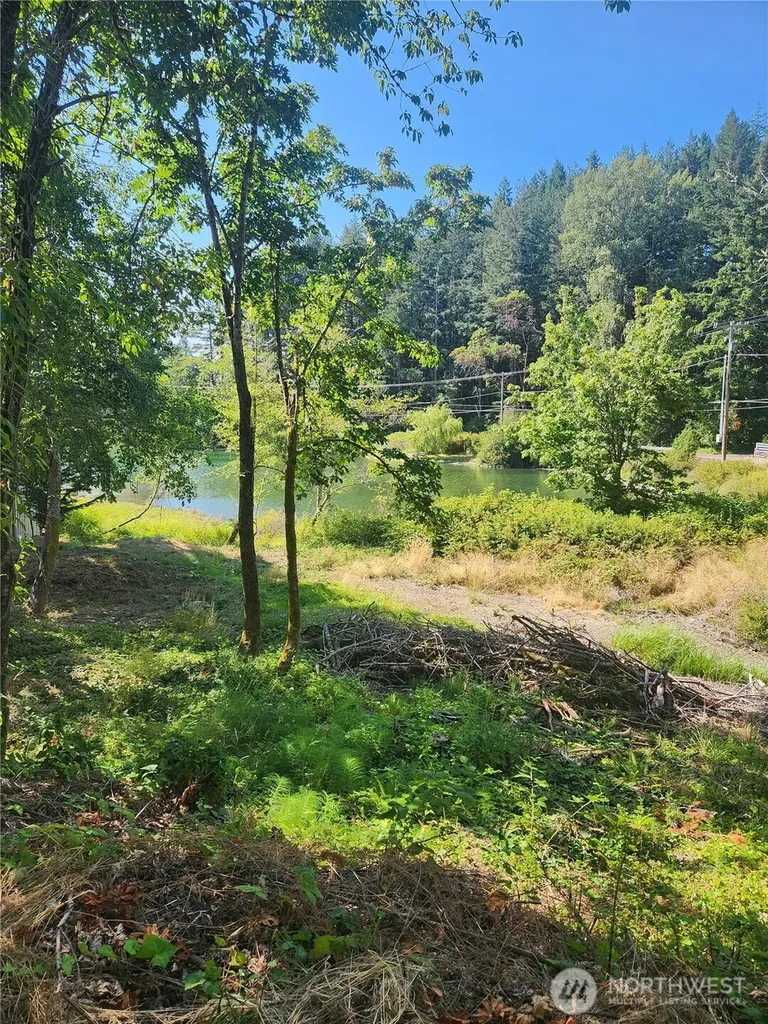 7930 Ray Nash Drive NW Gig Harbor WA 98335