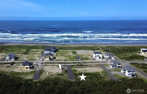 1501 Beach Glass Lane Westport WA 98595