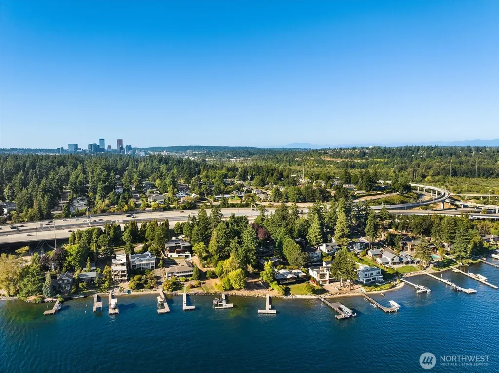 10879 SE Lake Road Bellevue WA 98004