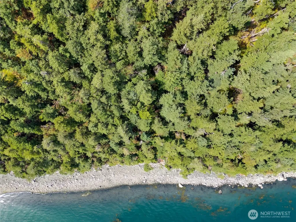 7121 Island View Drive Anacortes WA 98221