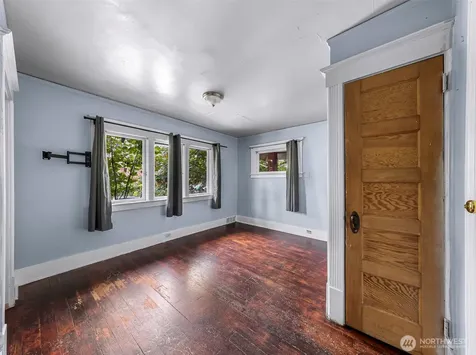 801 Newton Street Seattle WA 98109