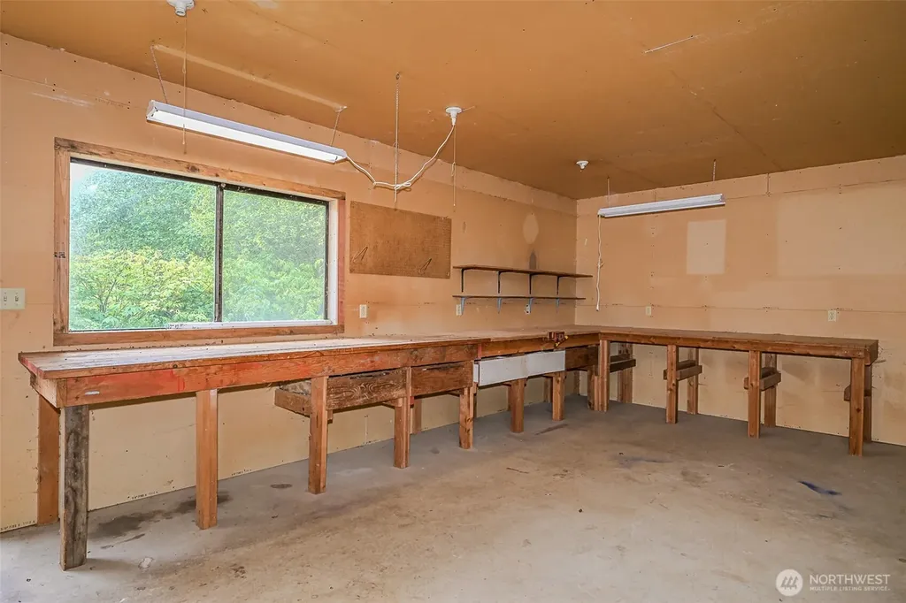 4802 Olympic Highway Aberdeen WA 98520