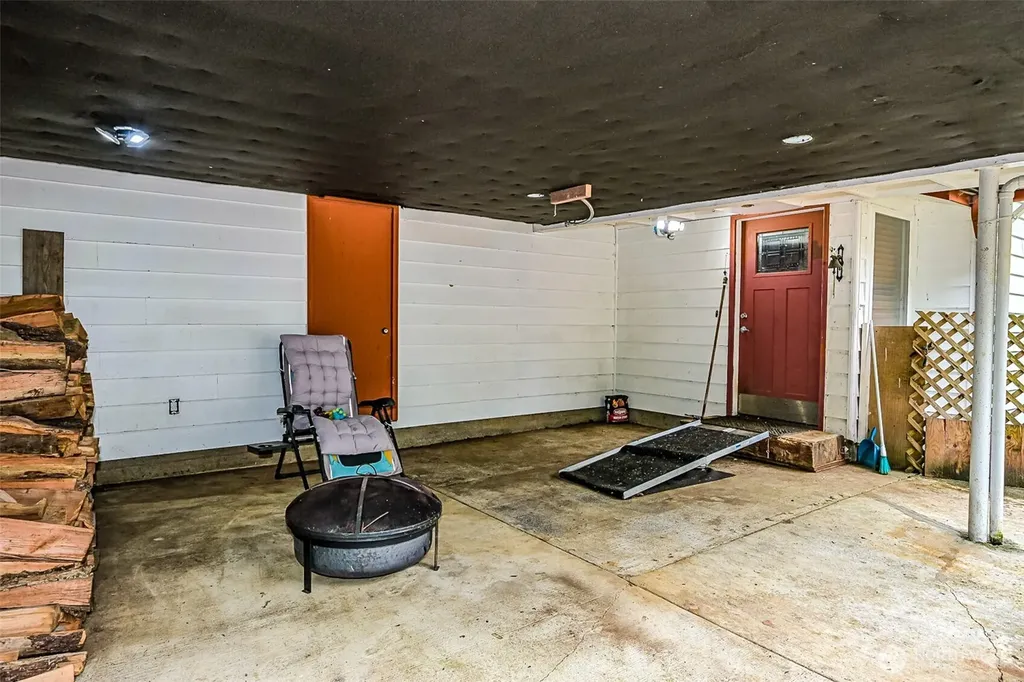 4802 Olympic Highway Aberdeen WA 98520