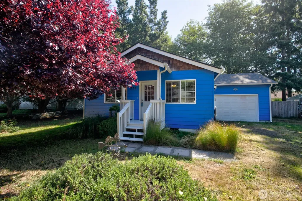 232 Fisher Avenue NE Ocean Shores WA 98569