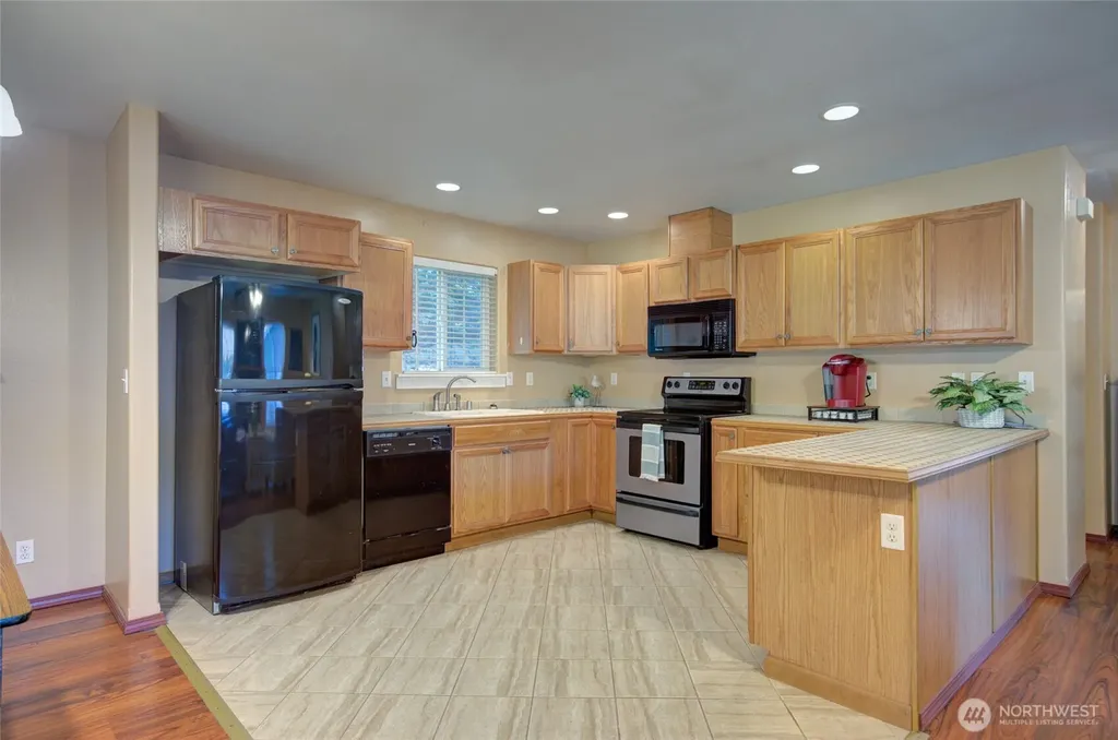 232 Fisher Avenue NE Ocean Shores WA 98569