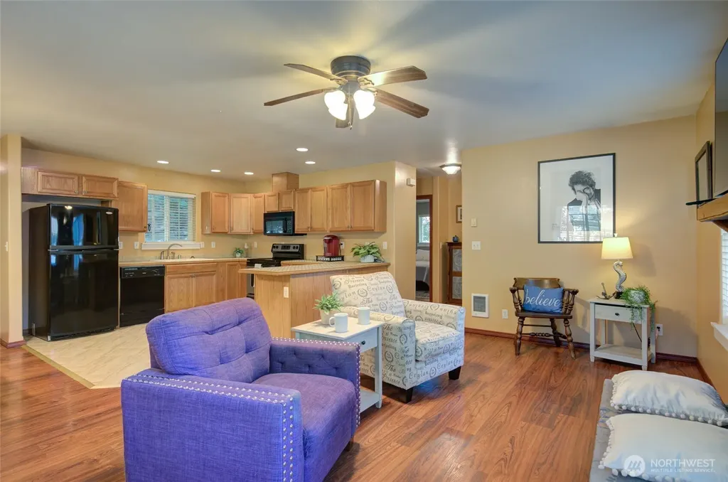 232 Fisher Avenue NE Ocean Shores WA 98569