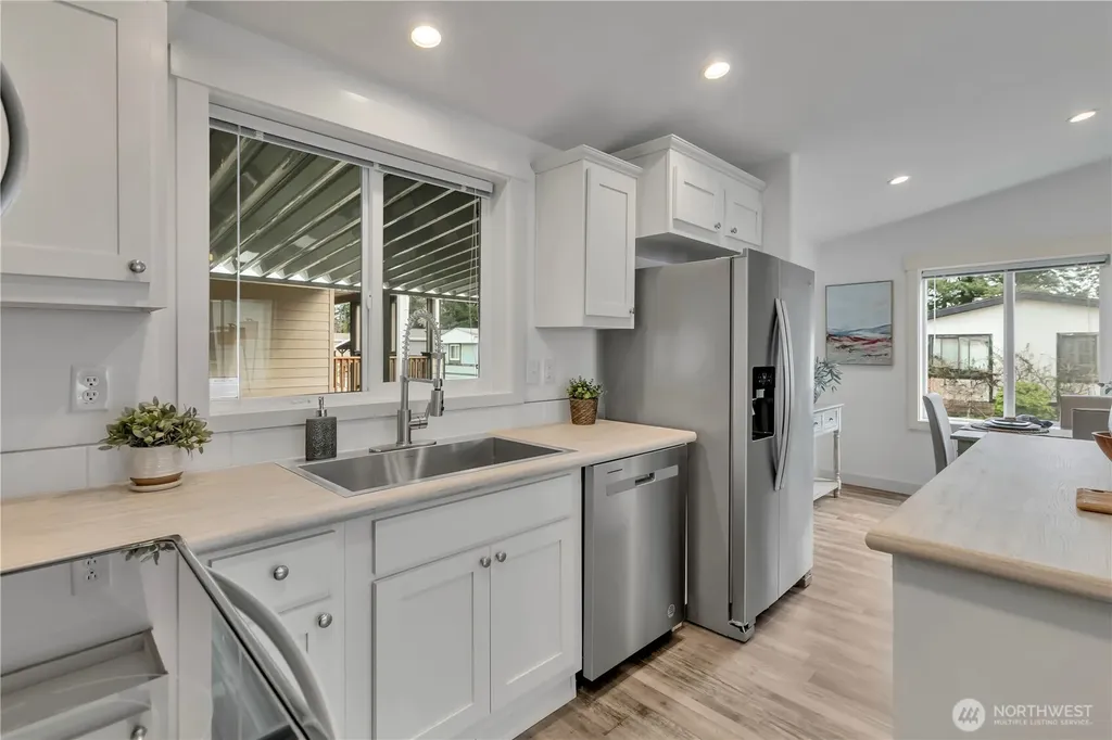 1111 Archwood Drive SW Olympia WA 98502