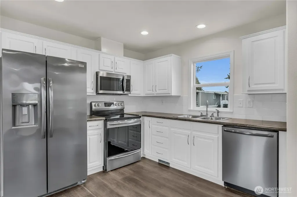1111 Archwood Drive SW Olympia WA 98502