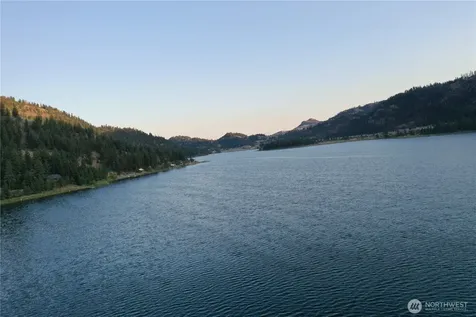 123 Lakefront Drive Oroville WA 98844