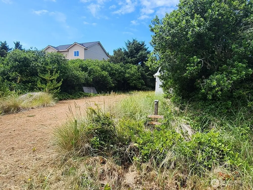 339 Sand Dune Avenue NW Ocean Shores WA 98569
