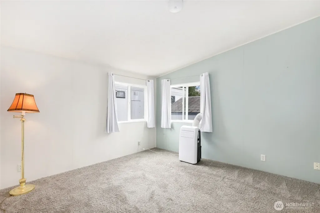 3431 S 180th Place Seatac WA 98188