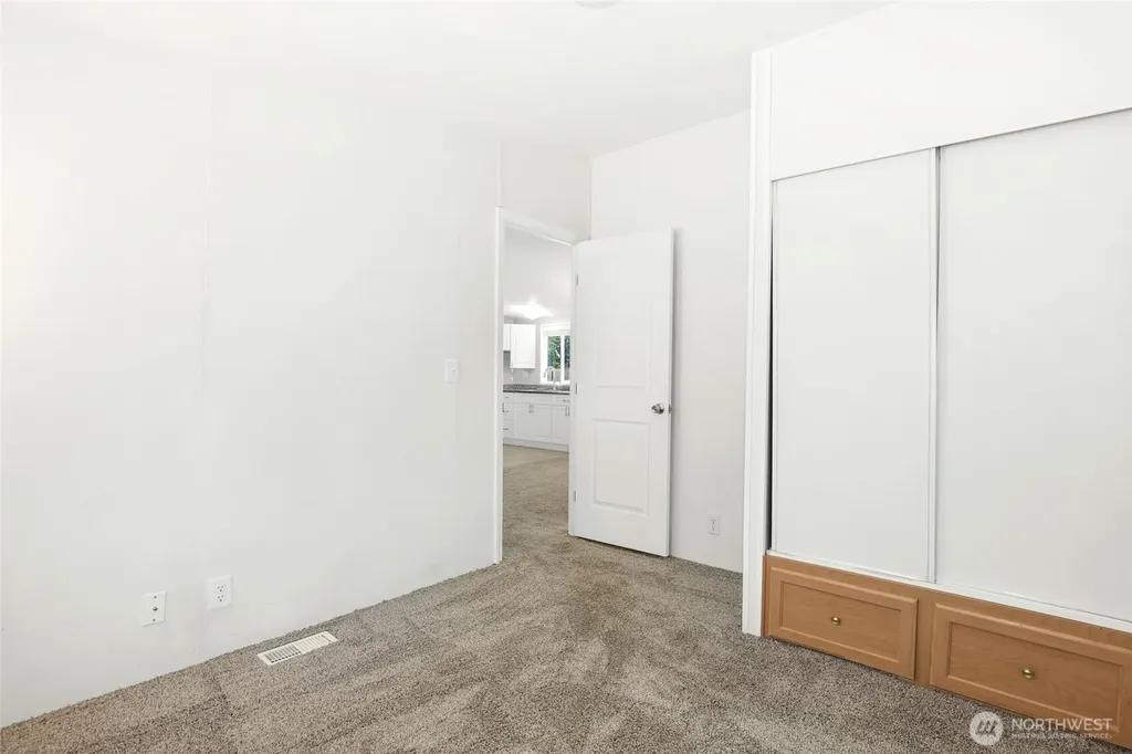 3431 S 180th Place Seatac WA 98188
