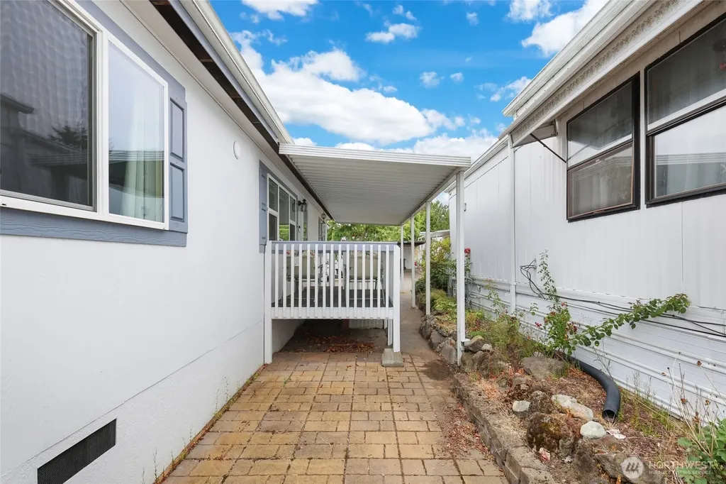 3431 S 180th Place Seatac WA 98188