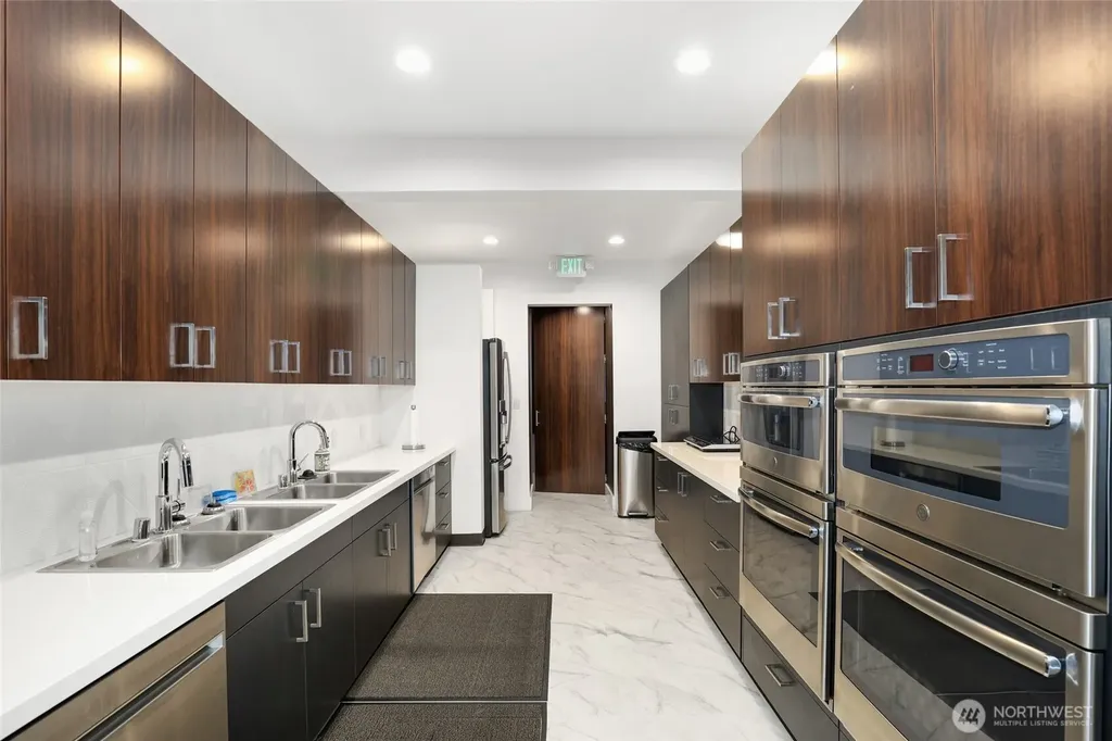 3431 S 180th Place Seatac WA 98188