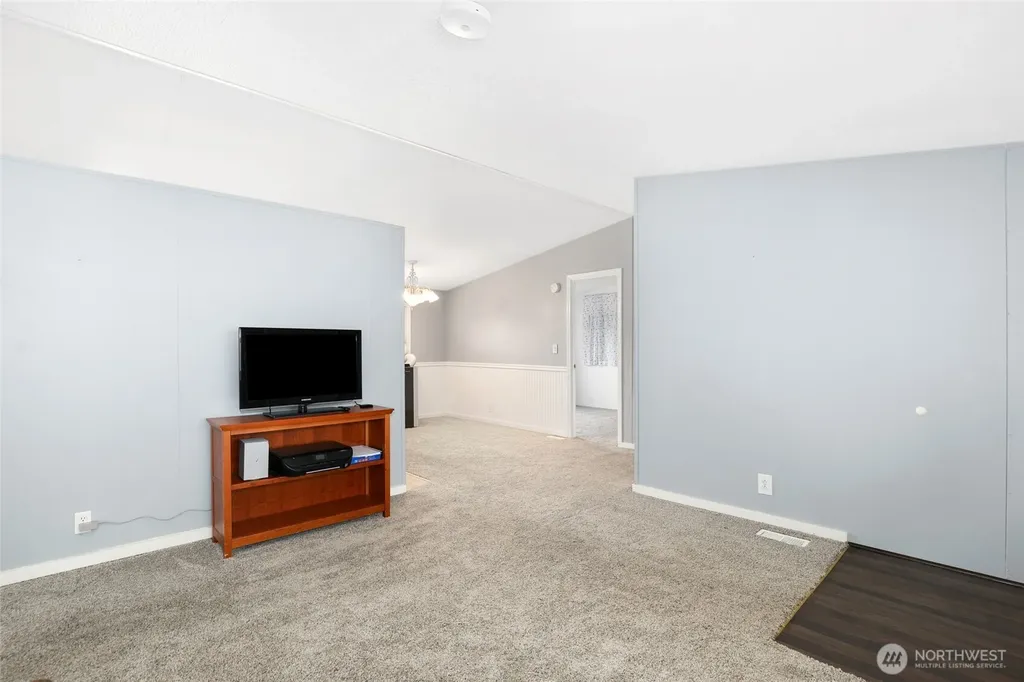 3431 S 180th Place Seatac WA 98188