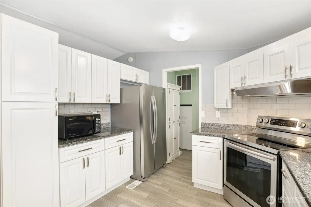 3431 S 180th Place Seatac WA 98188
