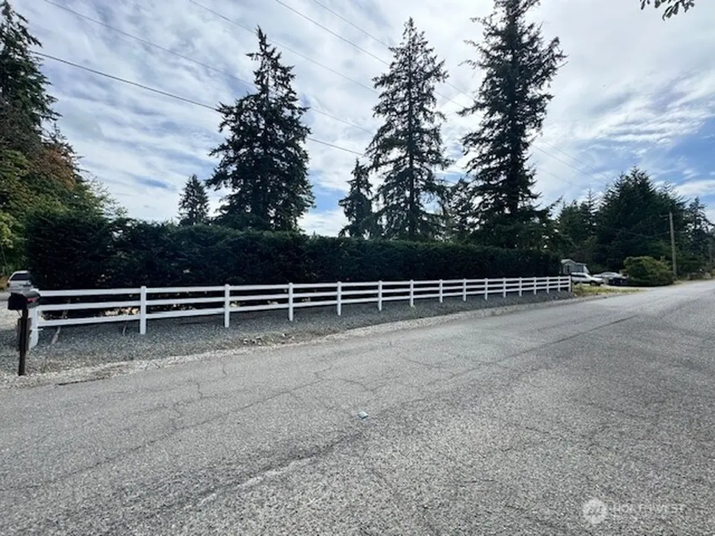 36825 52nd Avenue S Auburn WA 98001