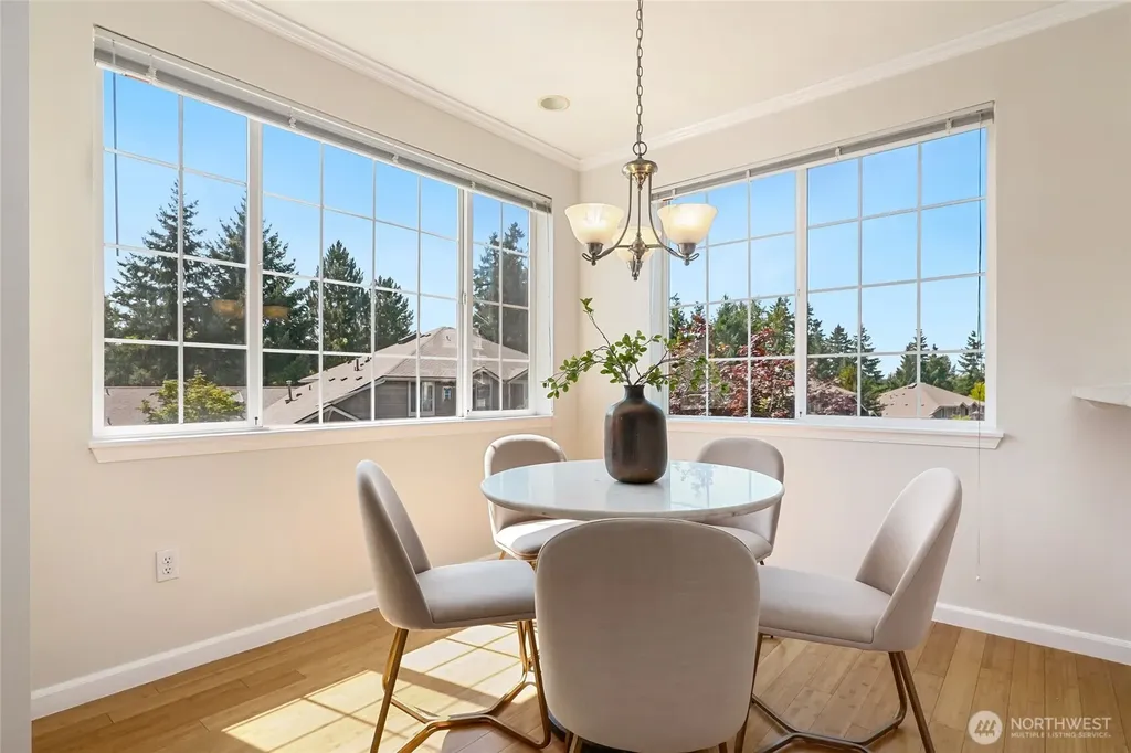 18606 NE 57th Street Redmond WA 98052