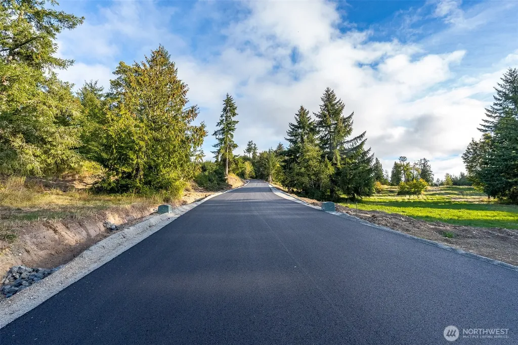 1970 Salzer Creek Drive Centralia WA 98531