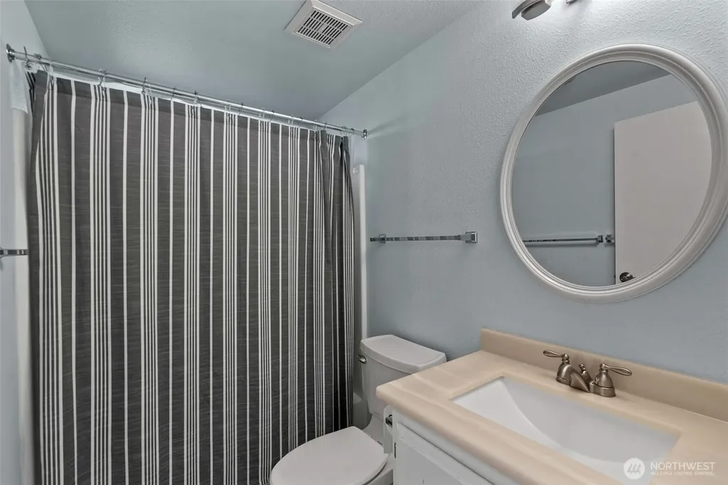 1306 Glacier Place Wenatchee WA 98801