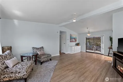 1306 Glacier Place Wenatchee WA 98801
