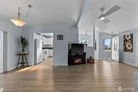 1306 Glacier Place Wenatchee WA 98801
