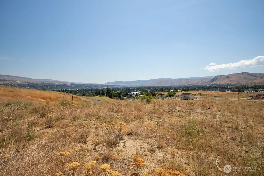 0 Lot 5 Ridgefield Way Wenatchee WA 98801