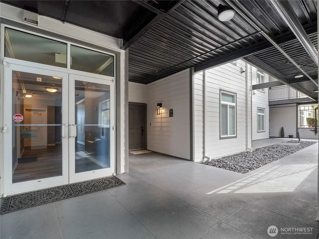 320 E 32nd Street Tacoma WA 98404