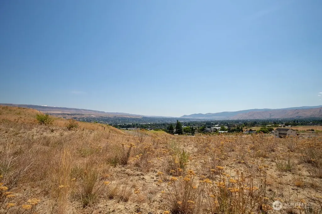 0 Lot 4 Farmstead Lane Wenatchee WA 98801