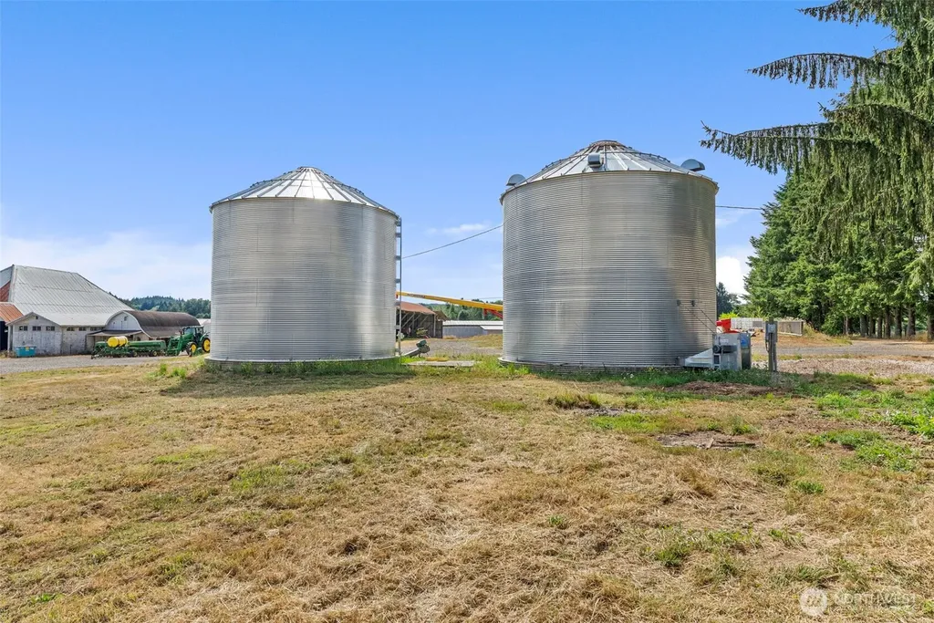 627 Wynoochee Valley Road Montesano WA 98563