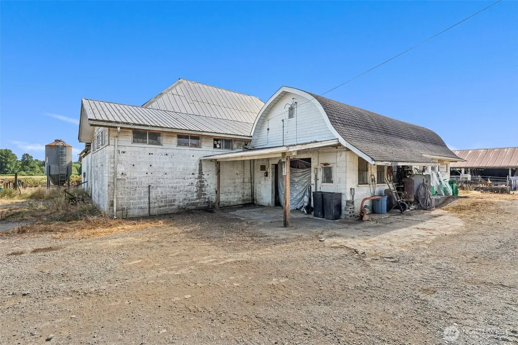 627 Wynoochee Valley Road Montesano WA 98563