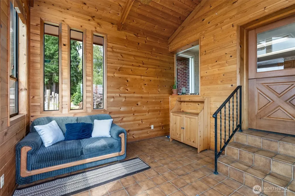 627 Wynoochee Valley Road Montesano WA 98563