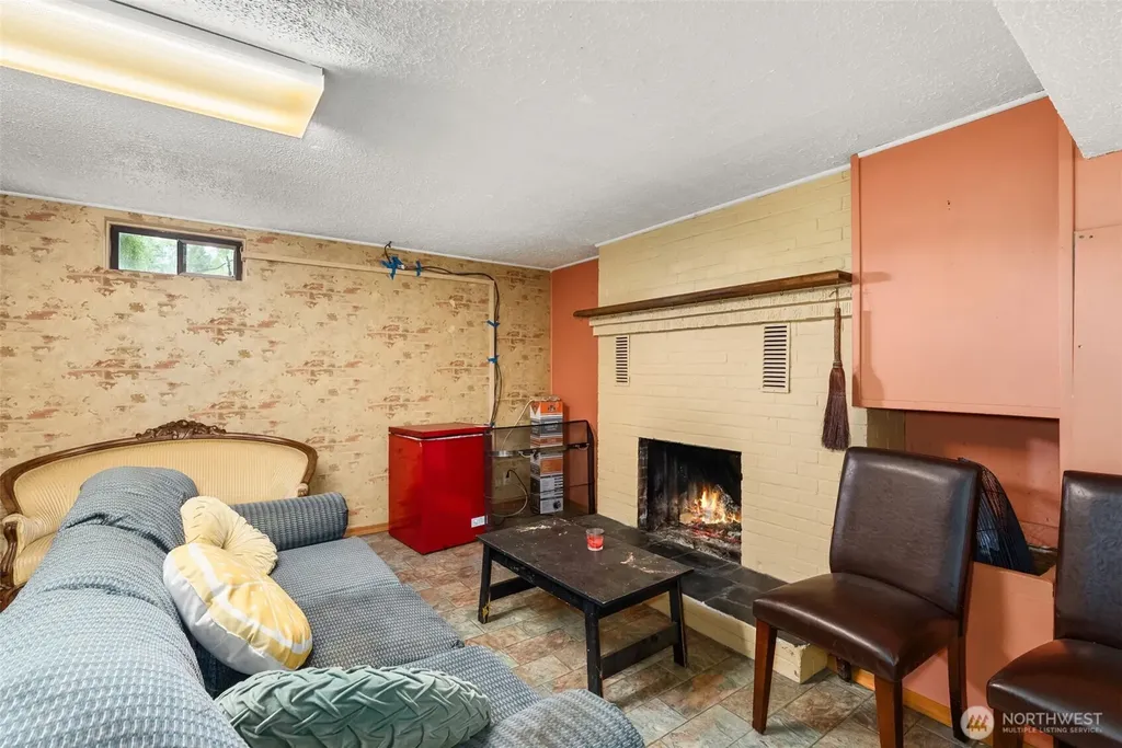 627 Wynoochee Valley Road Montesano WA 98563