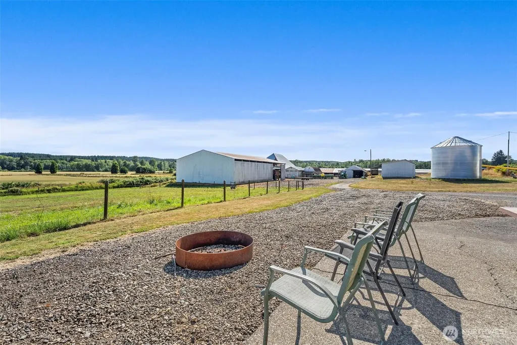 627 Wynoochee Valley Road Montesano WA 98563