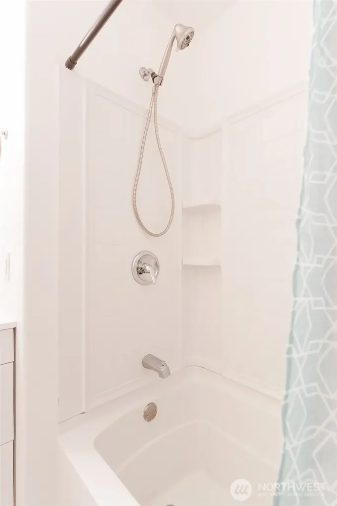 3374 Southbend Place Bellingham WA 98226