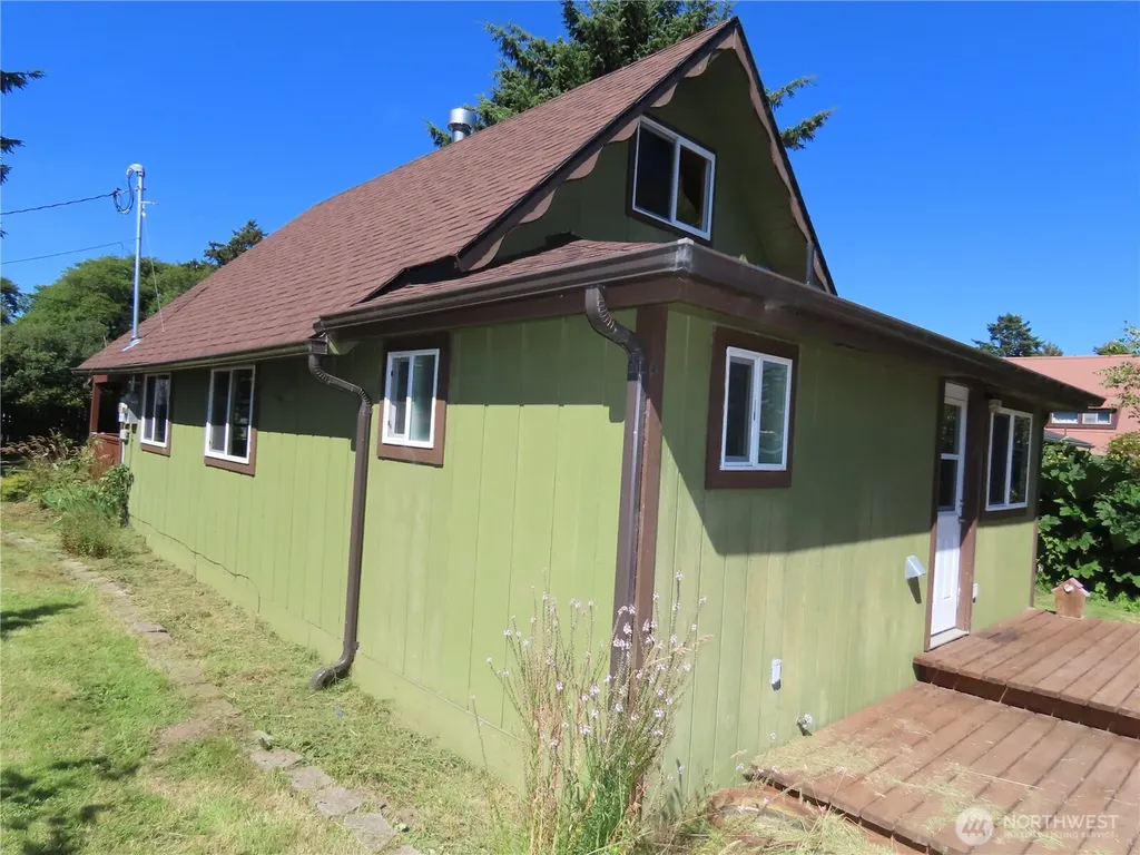 845 Schmid Road Grayland WA 98547