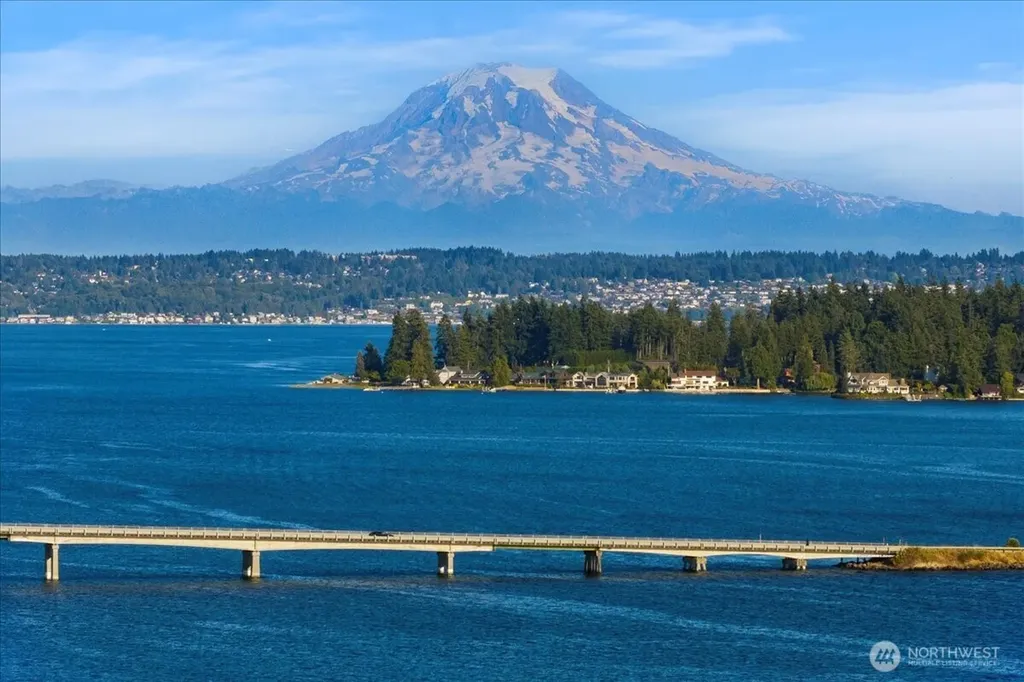 115 Bella Bella Drive Fox Island WA 98333