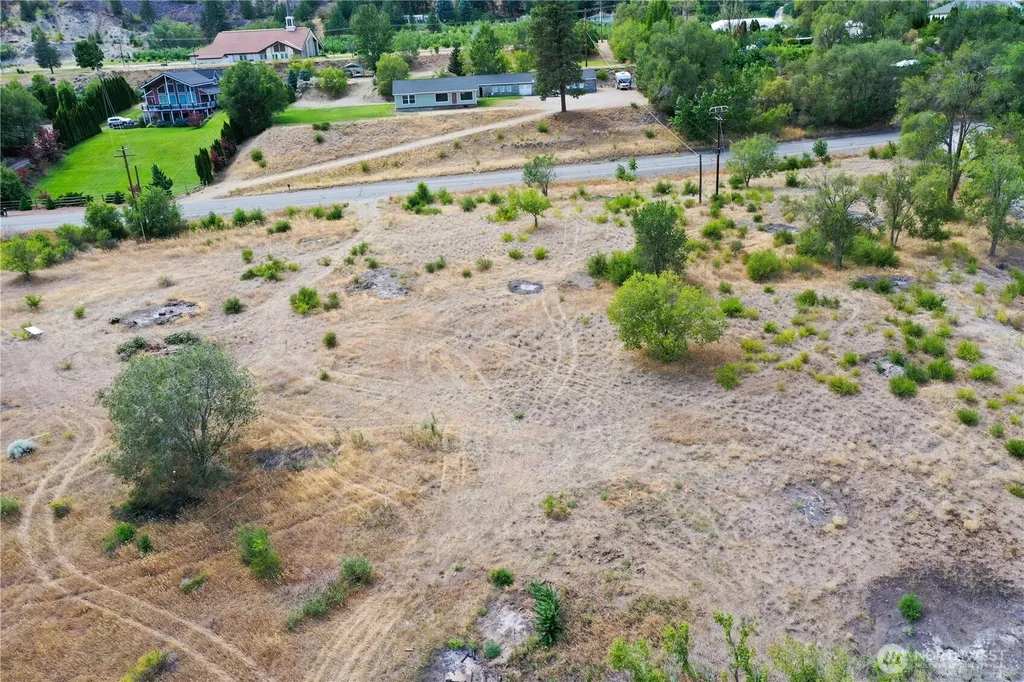 168 Westlake Road Oroville WA 98844