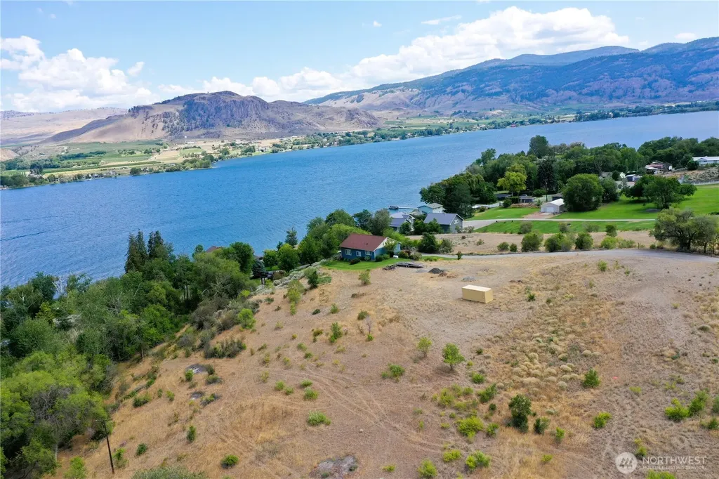 168 Westlake Road Oroville WA 98844