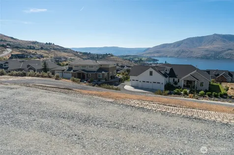 101 Lake Ridge Drive Chelan WA 98816